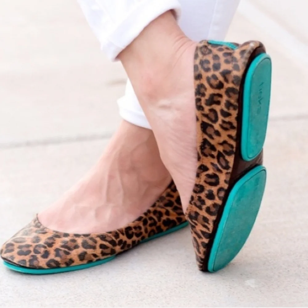 Tieks Leopard Print Flats – Women’s Size 6